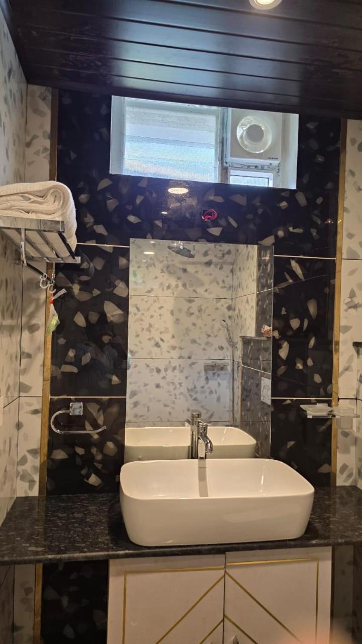 Silver Oak Resorts Yedapalli Zewnętrze zdjęcie